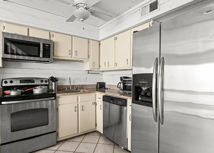 Walk 6 Your Getaway Apartment Gulf Shores